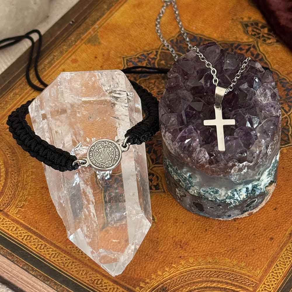Pulsera de San Benito y Colgante de Cruz Cristiana